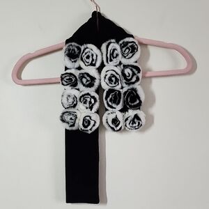 Luxury Genuine Black White Rosette Rabbit Fur Pull Through Neck Scarf 30 Inch